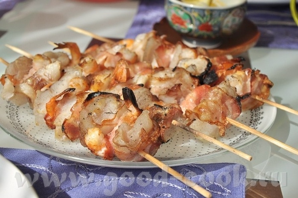 незамысловато и очень вкусно, с претензией на гурманство Рыба с креветками по-шанхайски Надо (на 4... - 3
