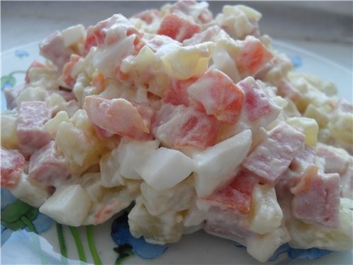 У меня сегодня Пирожки с картофельным пюре с квашенной капустой И салат "Оливье", правда без зелено... - 3