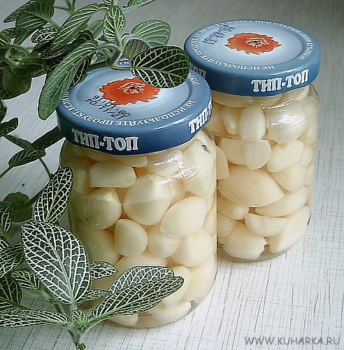 Вчера еще сделала маринованный чеснок