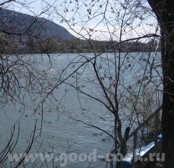 Ларочка очень красиво, небо такая синь и река, красота у вас