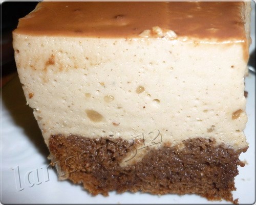 ШОКОЛАДНЫЙ ТОРТ С ФУНДУКОМ И КАРАМЕЛЬНЫМ МУССОМ
