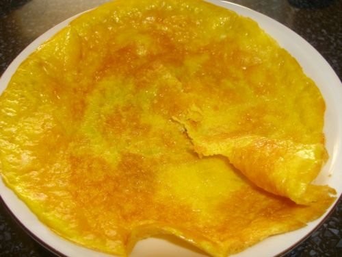 Омлет с манкой Рецепт для детей,я имельчала в блендере,но вкус обалденный,соль,перец по вкусу и буд...