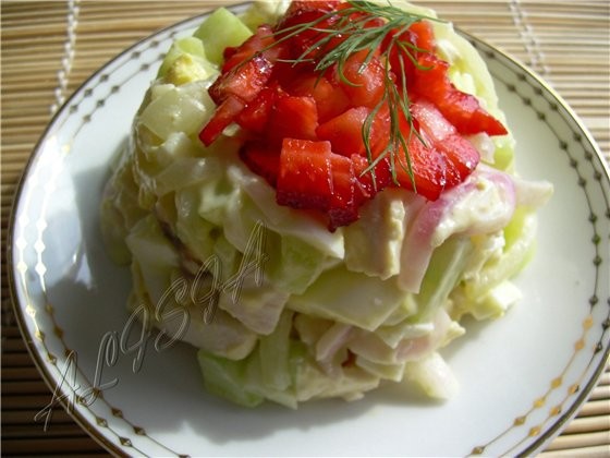 Хочу предложить вкусный, легкий салат с красивой подачей, который можно подать в разном удобном вам... - 3