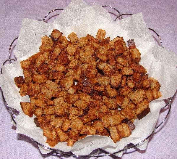 У меня стоит остывает запеканка Нежная от , с изюмом