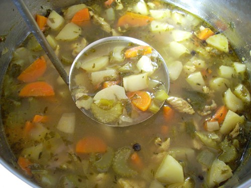 Сенегальский суп из курицы с яблоками и сельдереем Суп-пюре из кольраби Куриный суп-пюре с яблоком...