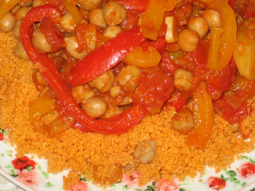 Таджин из перцев и кускуса Израильская кухня