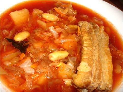 КРАСНЫЙ БОРЩ И ХЛЕБНЫЕ ПАЛОЧКИ ОВОЩНОЕ СОТЕ ЛАВАШ С АБРИКОСКОЙ КУКУРУЗКА СУП -ПЮРЕ ИЗ БРОККОЛИ