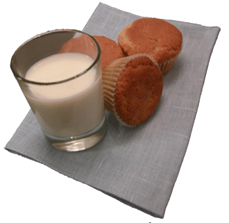КЕКСЫ С ГРЕЦКИМИ ОРЕХАМИ И КЛЕНОВЫМ СИРОПОМ Вообще-то "cup-cakes" не должны быть "загорелыми"