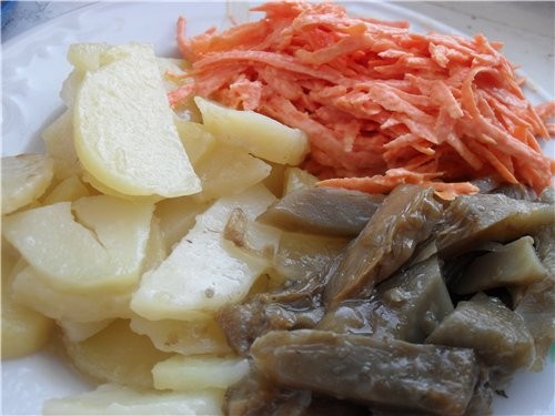 Девочки у всех столько всего вкусного
