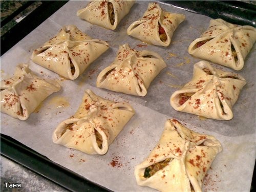 Гнездышки из слоенного теста с мясом и овощами Вообще-то,это должны были быть(я так задумала)конвер... - 3