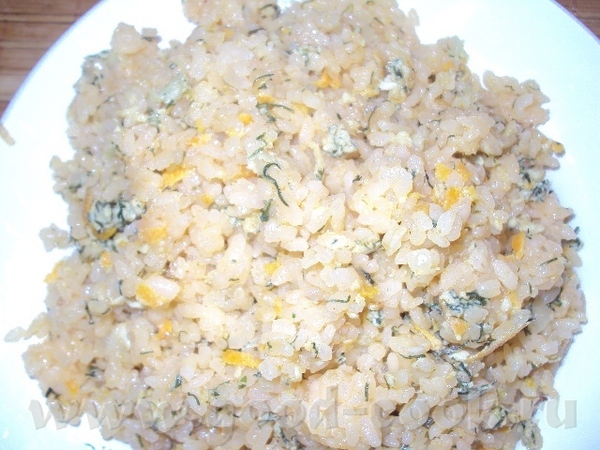 Розовый рис гарнир с укропом, яйцами, зеленым луком Алиса