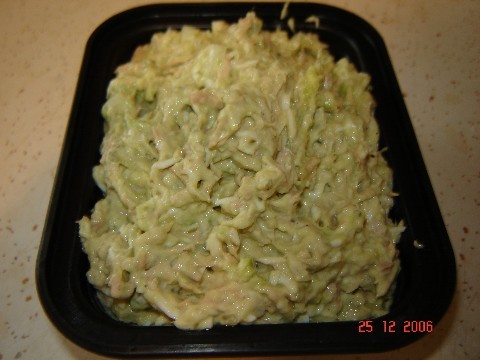 Салат из тунца с авокадо