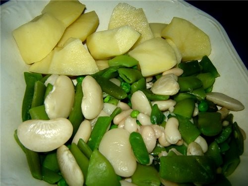 Мясная солянка PUCHERO DE TERNERA 90% рецептов мясных солянок по-испански начинаются так: в кастрюл... - 4