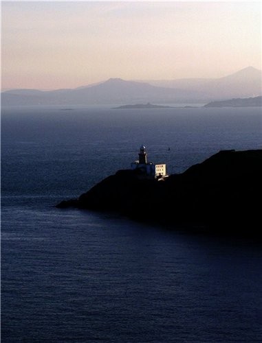 А эта уже побережье в Dublin&#39;e- Howth Head это моя дочка в ,,руки верx,, гуляет - 7