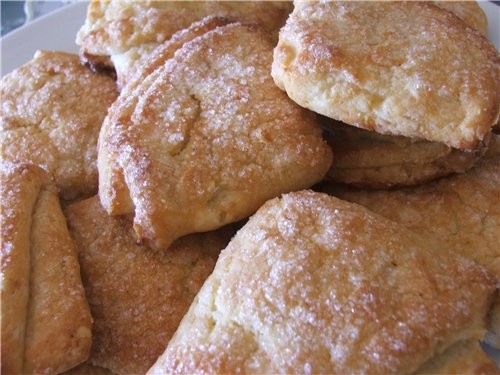 а я сегодня пекла (мужу), не раздельные творожные печеньки от