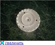 спасибо рюшки вот такой формочкой плюс кружочки вырезала и айсингом по краям и внутри дырочек <a hr...
