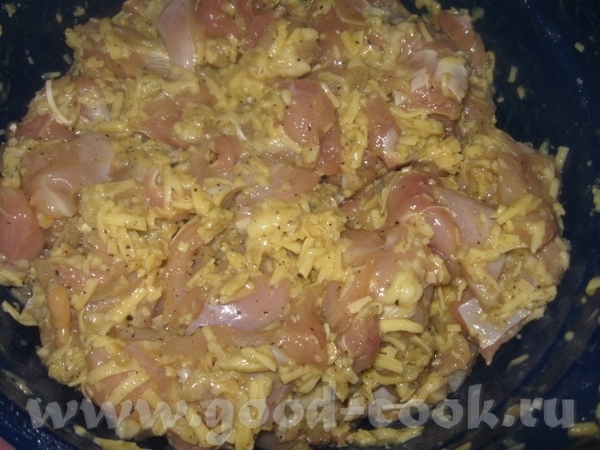 Добавляем измельченный (1 головка большая) чеснок, перец, соль по вкусу - 5