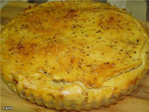 Быстрый пирог с курицей и грибами