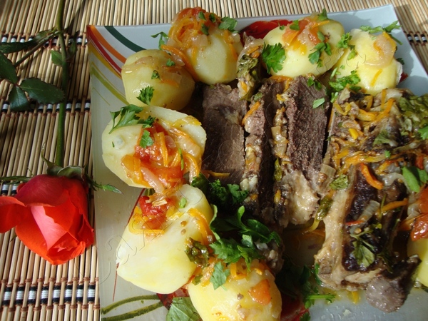 Оссо Буко по Милански ( Osso Buco alla Milanese ) Мясо на косточке под соусом у меня было два больш... - 2