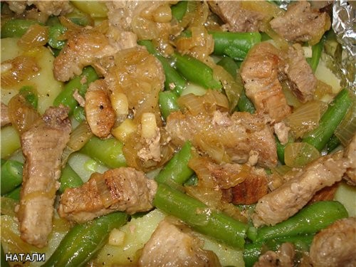 КАРТОФЕЛЬНО - МЯСНАЯ ЗАПЕКАНКА Подходящей формочки у меня нет, поэтому я делала в тортнице (диаметр...