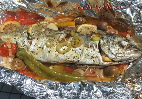 СТАВРИДА ЗАПЕЧЕНАЯ С РОЗМАРИНОМ,ЛИМОНОМ И ОЛИВКАМИ БЛИНЧИКИ С ТВОРОГОМ ПОД МАСЛЯНО-СМЕТАННЫМ СОУСОМ...