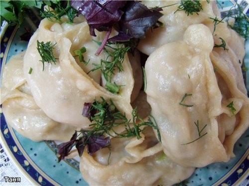 Зеленый борщ с кукурузными клецками Манты с мясом Маринованные овощи Хлеб на пиве Пирог с мясом и б... - 2