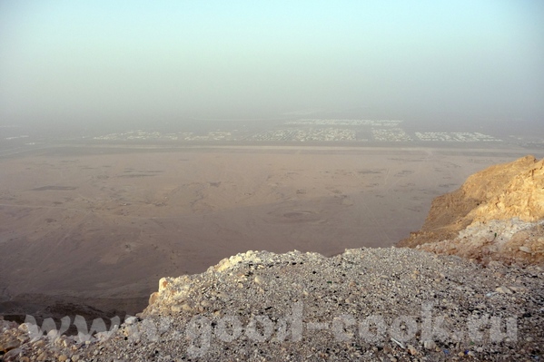 -     -,    -   ... - 3