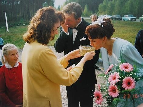 Шампанское из общей чаши