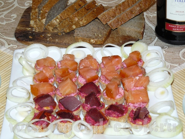 Корзиночки купленые, помещалось по 1 ч