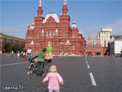А это мы уже гуляем по Москве, 23 августа - 4