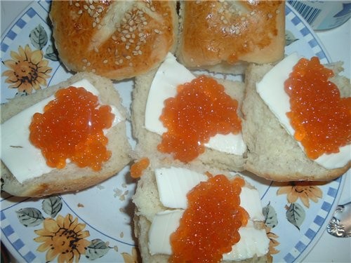 поздний,поздний ужин с булочками от джазовой Иринки