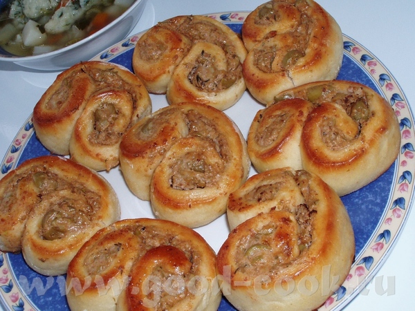 Завитушки с печенью,творогом и оливками Подобных рецептов у меня много,но все-таки все они отличают...