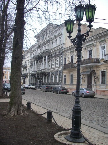 Стена во дворе по ул - 8
