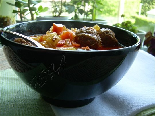 Девочки какие у всех вкусные тарелки, все такие хозяюшки