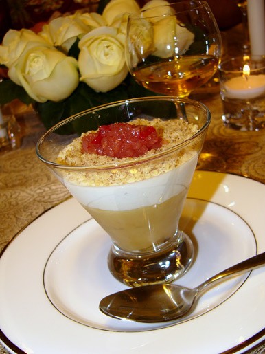 Rоquefort Trifle with French Butter Pear Relish Мусс c Рокфором и грушевым пюре примерно на 4 порци...