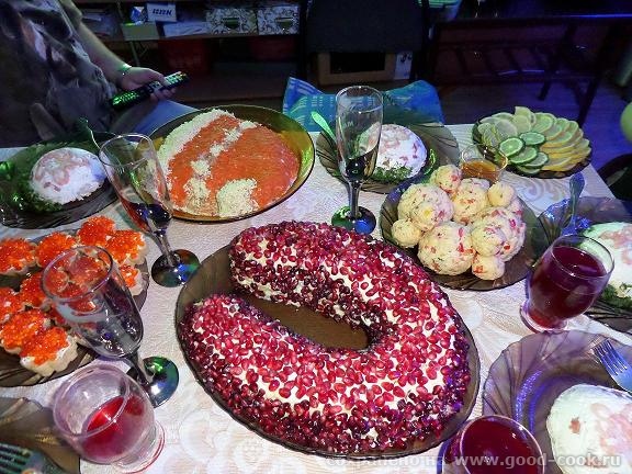 Стол