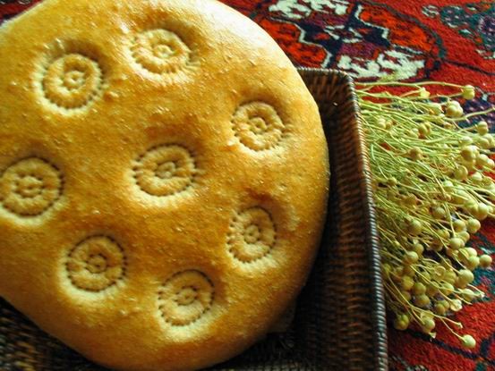 Девочки принимайте и туркменскую кухню Лепешка