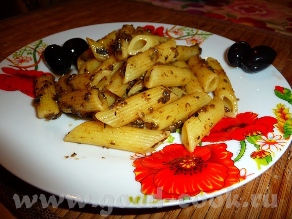 Паста с оливками и сыром