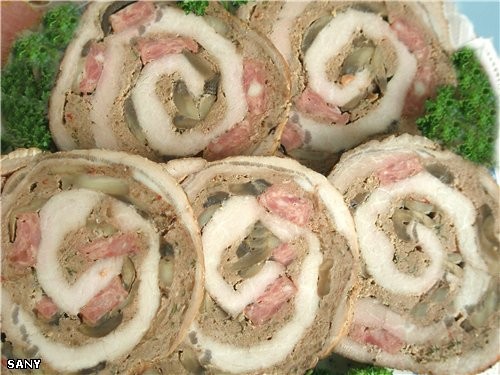 Девчата, сегодня сделала очень вкусный мясной рулет - 3