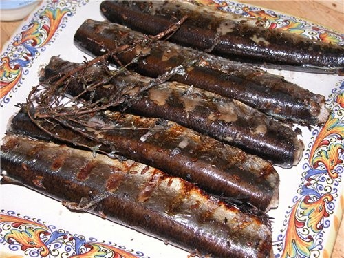 САРДИНЫ НА ГРИЛЕ Сардин у меня не было, а была неизвестная рыбка саури (кто-нибудь знает, как ето п...