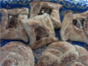остальные булочки тоже в них ложила ореховую начинку ещё сделала корзиночки их делал очень просто р...
