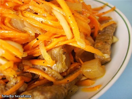 У менЕ салтик вкусный, хрустяШШШый с морковой, луком и телятиной обжареной