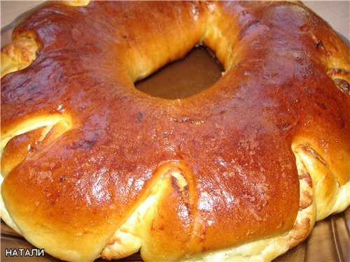 ДОМАШНЯЯ КОЛБАСКА ВЕНОЧЕК С ТВОРОГОМ И ИЗЮМОМ ВАТРУШКИ РУЛЕТ С МАКОМ РАЗРЕЗ КОСА С МАКОМ И ТВОРОГОМ... - 2