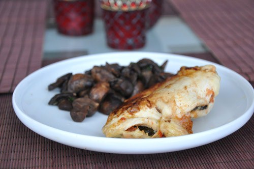 Вкусное спасибо Зое Нелли за: Куриная грудка, фаршированная сыром, помидорами и базиликом Жареные г...