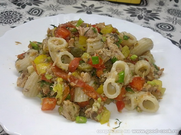 салат с тунцом