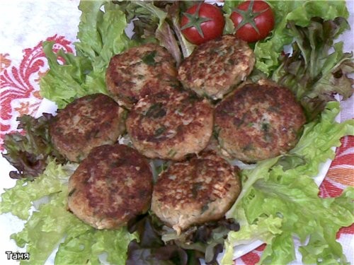 Рыбные котлетки Филе лосося под сливками и яйцом