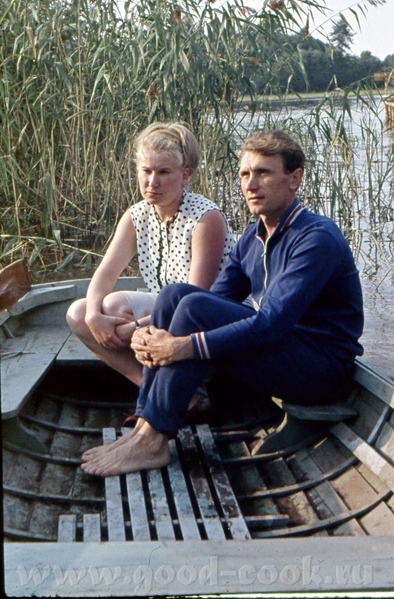 Это мои родители в 1971 году на Селигере