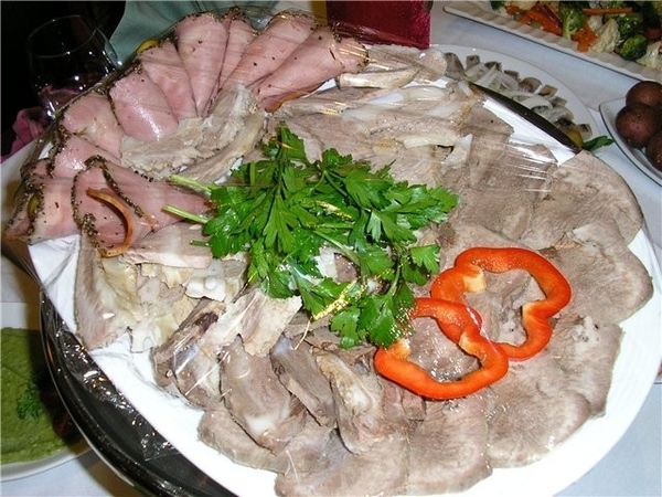 Ну и еще рыбка усякая и мЪясо отварное (яхние - арабская кухня) тоже на любой вкус: - 3