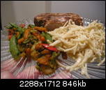 Вот такой был наш вчерашний ужин Это стейк туны загриленный,овощи и альфредо паста