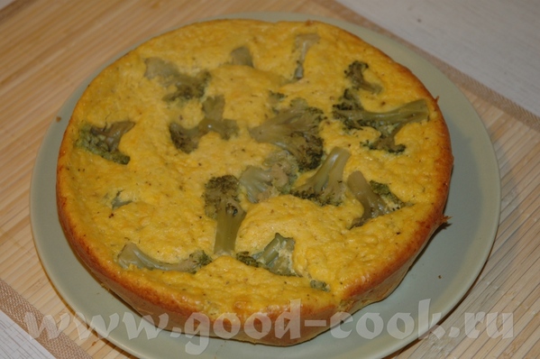 КУКУРУЗНЫЙ ПИРОГ С СЫРОМ И БРОККОЛИ Сваренные в подсолённой воде кукурузные початки очистить от зёр...